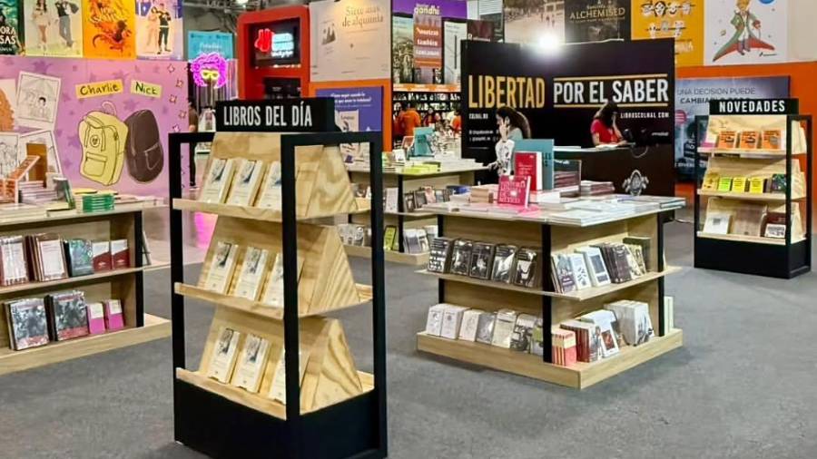 La Feria Internacional del Libro de Monterrey inicia con gran oferta y una Nobel en las estanterías