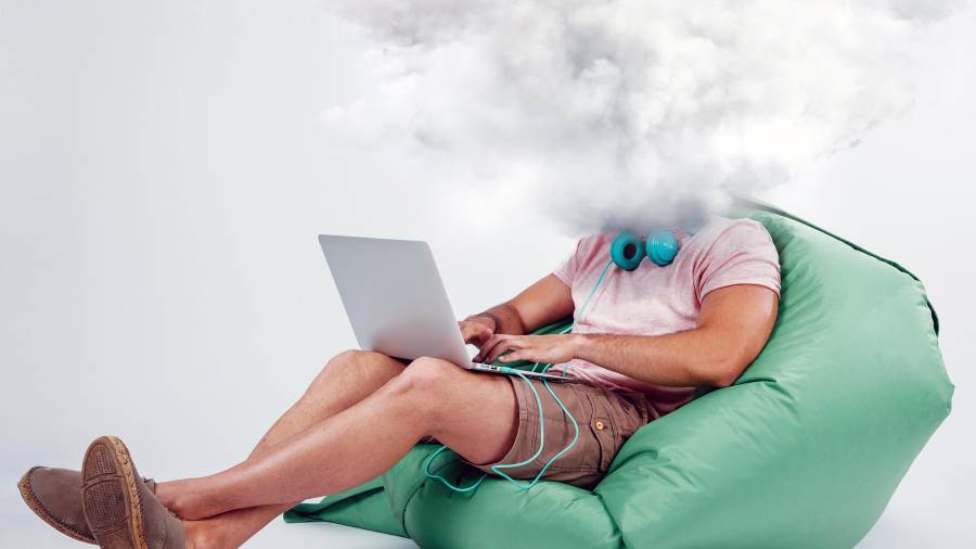 El uso excesivo de la IA puede limitar el pensamiento crítico y acelerar la degradación de nuestras funciones cognitivas básicas.