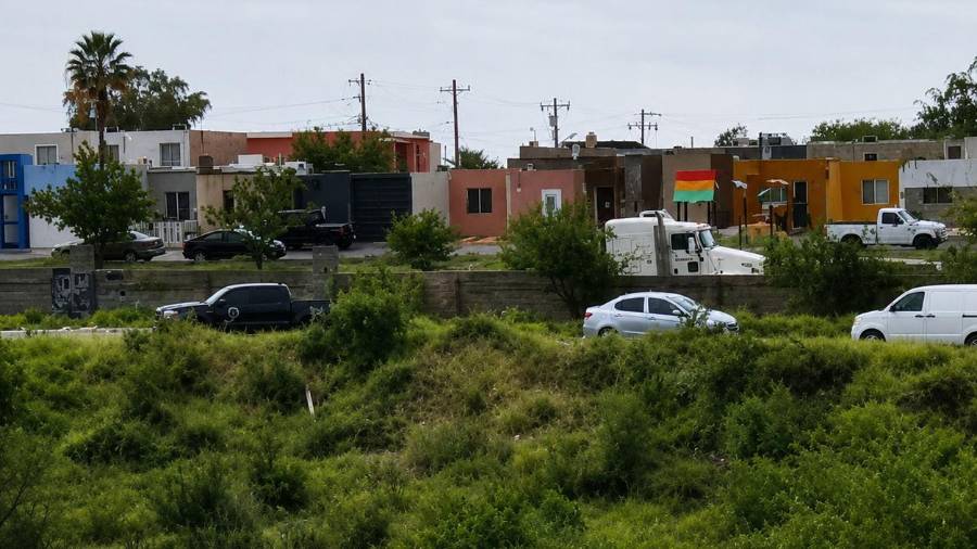 La Fiscalía mantiene abierta la investigación tras el hallazgo del cuerpo en un terreno baldío de la colonia Villa Campestre.