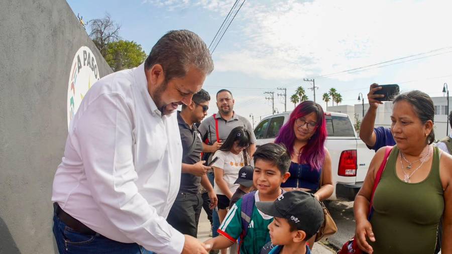 El alcalde destacó que el campamento fomenta el aprendizaje, la convivencia y el desarrollo de talentos.