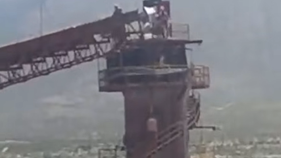 Elías Hernández Bautista murió después de caer desde una estructura de aproximadamente 30 metros durante labores de desmantelamiento industrial en Castaños.