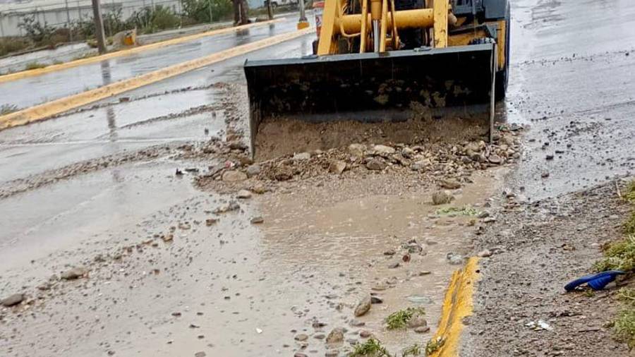 Las labores buscan reducir riesgos y proteger a las familias que habitan en el sector.