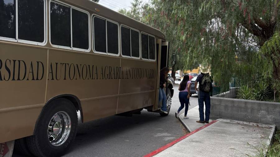 No existen bitácoras ni reportes que comprueben que los traslados se realizaron.