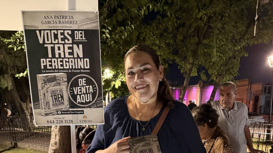 Ana Patricia García Ramírez, autora de Voces del tren peregrino, participó en el homenaje franciscano y compartió parte del trabajo con el que ha buscado preservar las historias y testimonios alrededor del Trenazo de Saltillo.