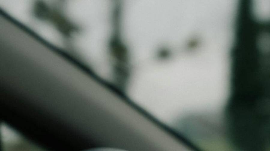 Entre las principales advertencias se encuentra evitar el uso del teléfono celular al volante, ya que las distracciones continúan siendo una de las principales causas de percances viales.