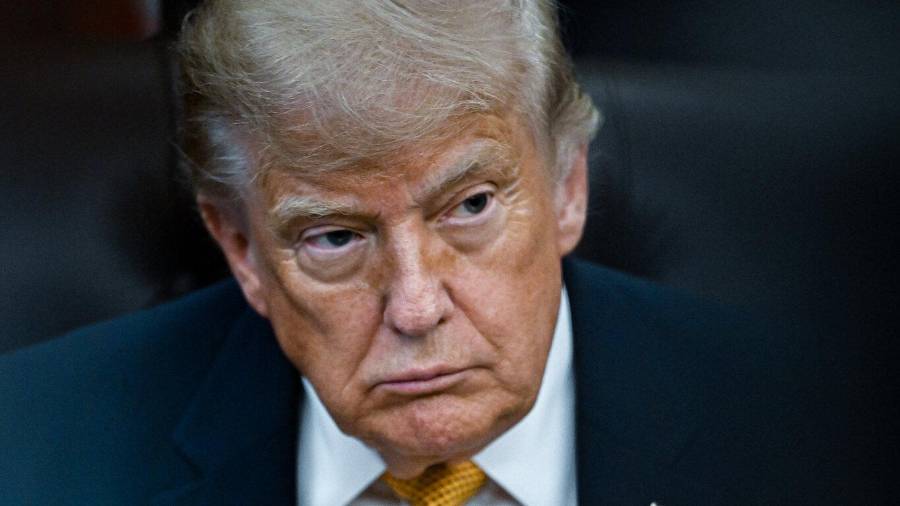 Una ráfaga de nuevas encuestas en los últimos días encontró que Trump está en el punto más bajo de su presidencia.