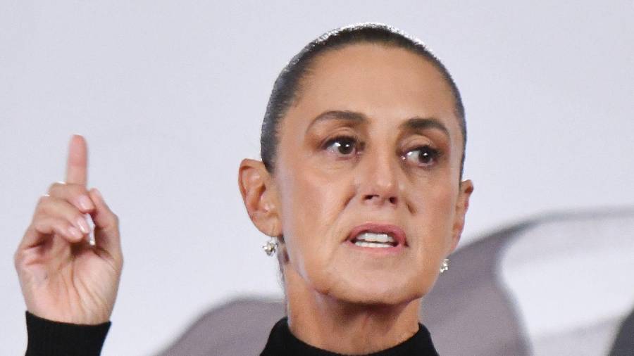 El coordinador del PT en San Lázaro, Reginaldo Sandoval, ya abrió su juego: sin ellos, Morena no suma los 334 votos para la reforma electoral.