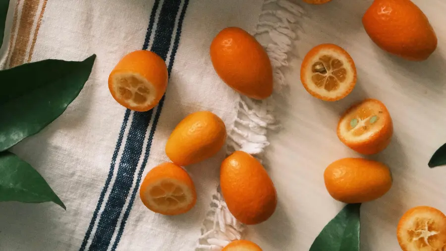 Nutricionalmente también resulta interesante: como otros cítricos, aporta vitamina C y compuestos antioxidantes.