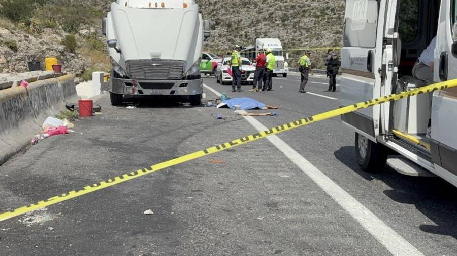 El área fue acordonada mientras personal de la Fiscalía realizaba las diligencias y el levantamiento del cuerpo.