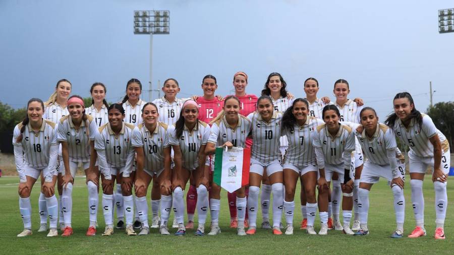 Natalia Coury comandó la ofensiva mexicana con un doblete en la contundente victoria sobre Jamaica.