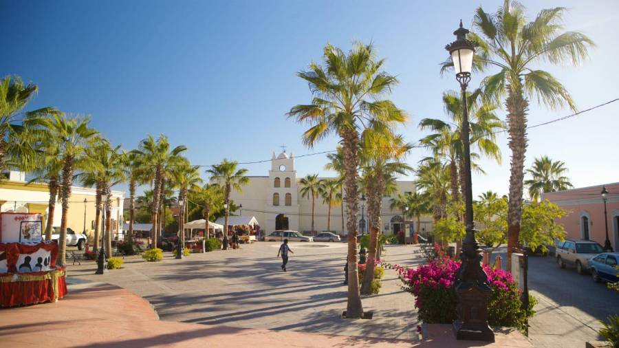 Baja California Sur ejemplifica la importancia de diferenciar inversión e injerencia, al recibir 511.9 millones de dólares de inversión extranjera directa en turismo durante el primer semestre de 2026.