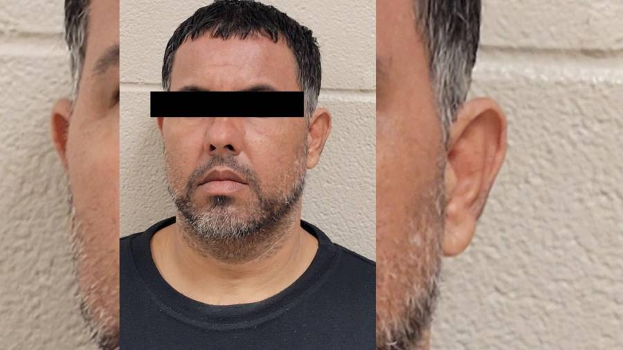 El detenido fue identificado como Lázaro, de 44 años.