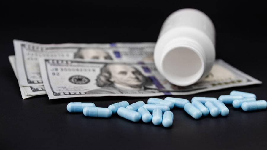 La DEA reportó la detención un mexicano, luego de ser atrapado con más de 50 mil pastillas de fentanilo ocultas en un juguete infantil.