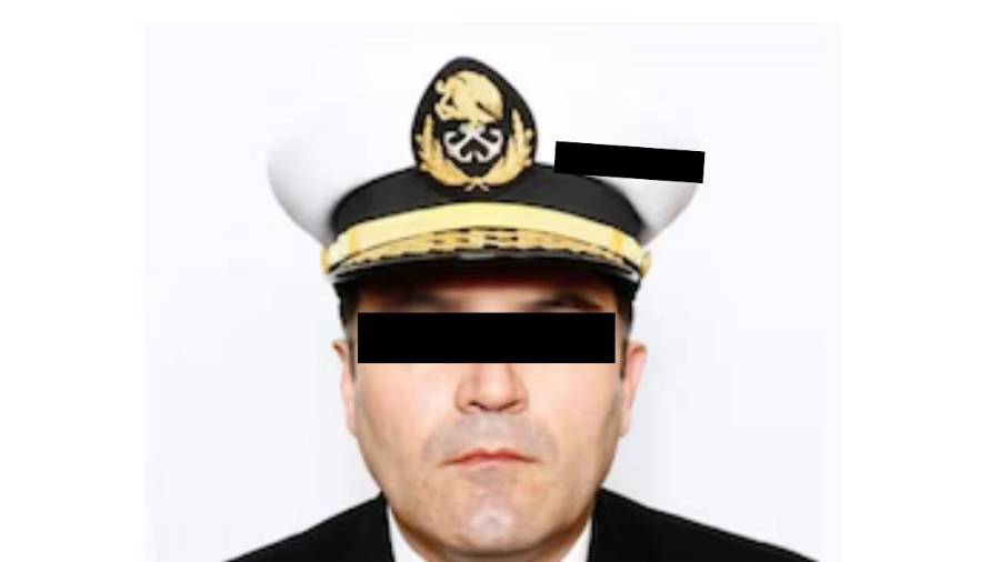 El contralmirante Fernando Farías Laguna, presunto líder de la red huachicol fiscal en las aduanas de la Secretaría de Marina (Semar) de México, compareció ante un juez federal argentino.