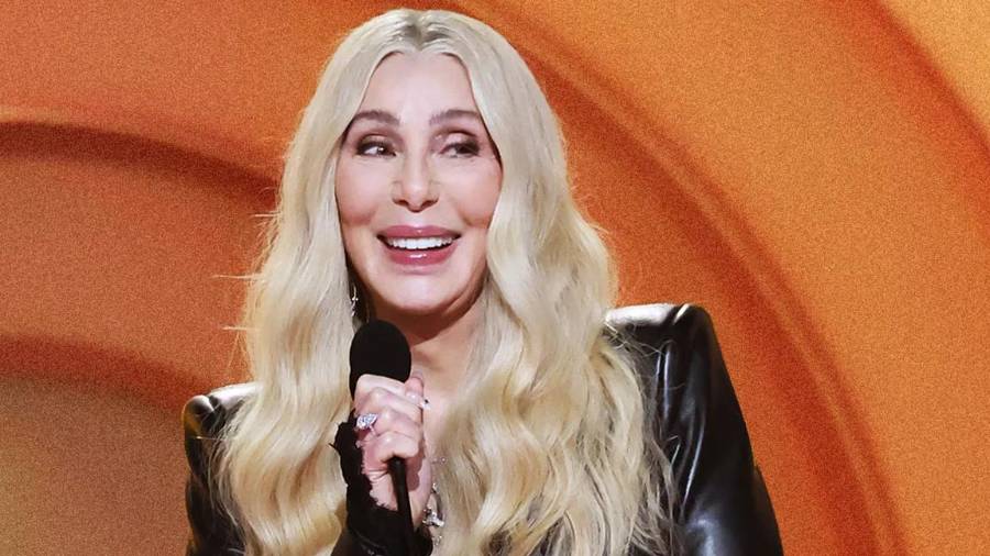 Desde el folk hippie de los sesenta hasta el autotune que revolucionó el pop moderno, Cher construyó una carrera imposible de encasillar.