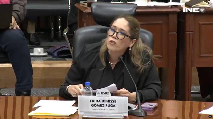 Frida Gómez denunció amenazas contra ella y su familia tras las controversias por sus propuestas electorales en el INE.