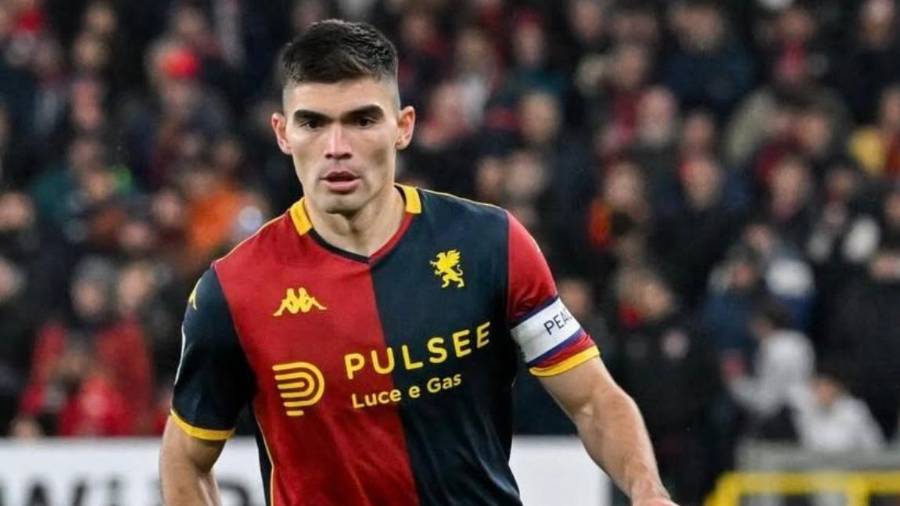 Johan Vásquez fue titular y jugó todo el partido en el empate 0-0 del Genoa ante Parma, destacando por su solidez defensiva en la Serie A.