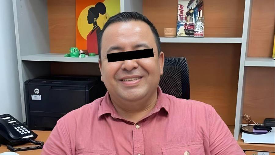 De manera extraoficial, el cuerpo localizado en Tecomán podría corresponder a Juan José Hernández Ayala, académico de la UdeC reportado como desaparecido.