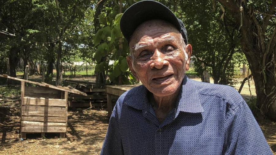 José Flores Flores tiene 119 años, aún sale a caminar y mantiene una alimentación tradicional en Costa Rica; expertos analizan su caso mientras avanza la validación de su edad.