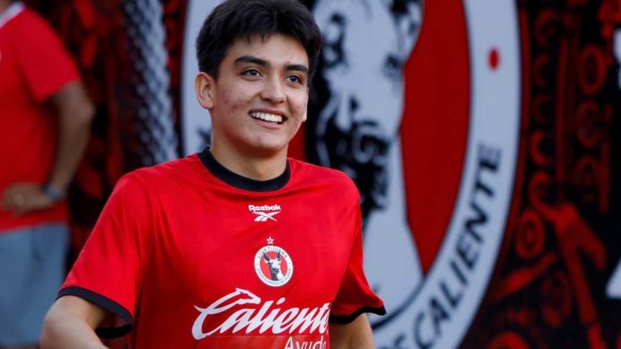Sebastián “Loco” Abreu confirmó que Gilberto Mora no jugará ante Tigres en el debut de Xolos en el Apertura 2026. Conoce el motivo y las posibles alineaciones.