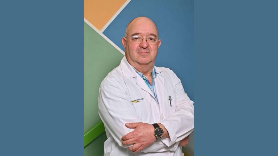 Los niños vienen con instructivo: entrevista con el doctor Alberto Estrada Retes