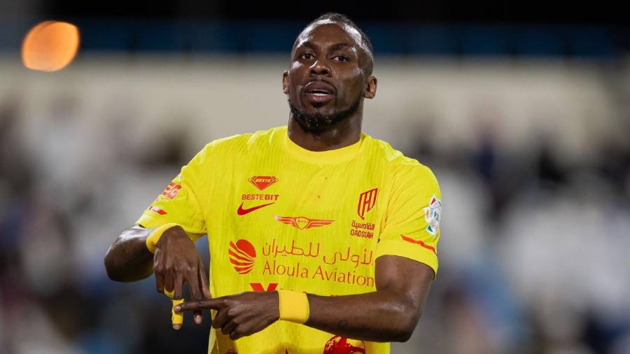 Julián Quiñones celebra uno de los tres goles con los que alcanzó 21 tantos en la temporada y está en segundo lugar de goleo en la Saudi Pro League.