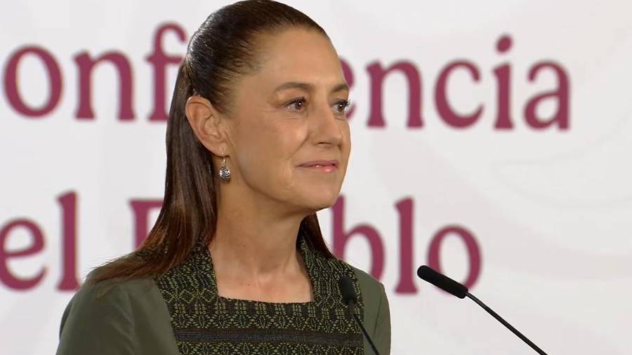 Claudia Sheinbaum felicitó a la Selección Mexicana tras vencer a Sudáfrica y aseguró que la victoria reflejó la unión y el orgullo nacional.