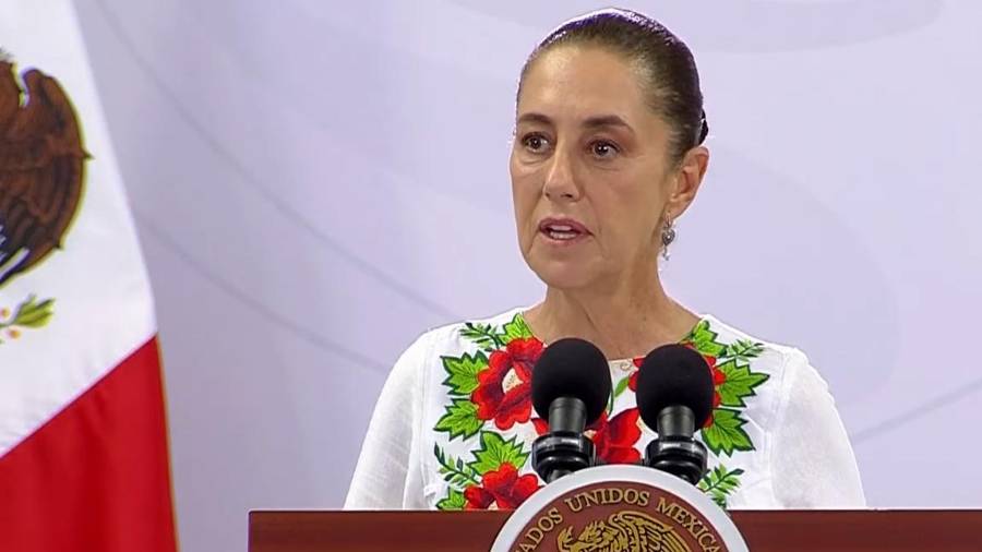 La presidenta Claudia Sheinbaum Pardo anunció que el Gobierno federal fortalecerá la estrategia para combatir el sargazo en Quintana Roo.