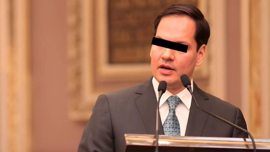 El exdiputado y exlíder del PVEM en Puebla fue detenido cerca del aeropuerto de Huejotzingo; la orden estaría ligada a una denuncia por violencia familiar