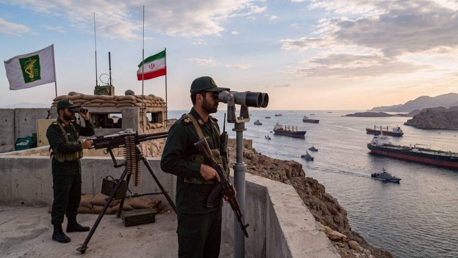 Irán cierra nuevamente el estrecho de Ormuz