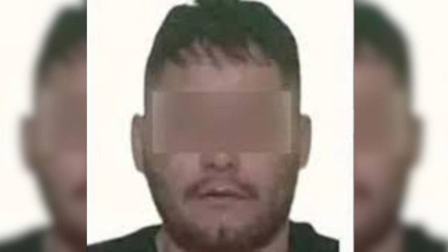 La Fiscalía de Nayarit confirmó la captura de Carlos “N”, sobrino de “El Jardinero”, en un operativo con Marina; enfrenta cargos por armas y encubrimiento.