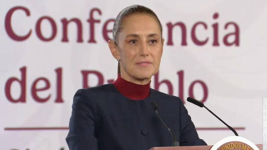 Claudia Sheinbaum celebró el fortalecimiento del peso mexicano, que este viernes cotizó por debajo de 17 pesos por dólar en operaciones al mayoreo.