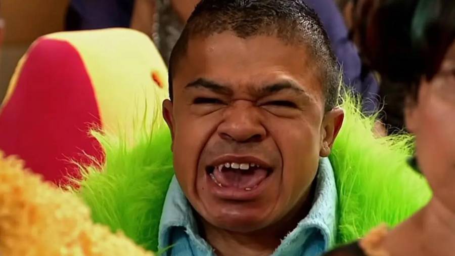 Falleció Abraham Pérez, actor que dio vida al Licenciado Cortillo en La Familia P. Luche. Su inesperada partida conmocionó a seguidores de la popular serie mexicana.