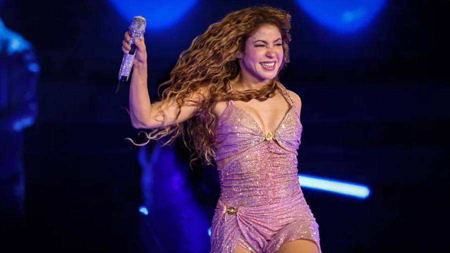 La presidenta Claudia Sheinbaum comentó con tono relajado el multitudinario concierto gratuito de Shakira en el Zócalo capitalino.