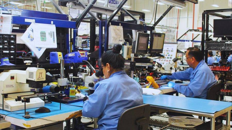 De 995 unidades económicas que el DENUE detecto de este subsector industrial, Baja California, Jalisco y Chihuahua concentran el 40% de estas manufacturas.