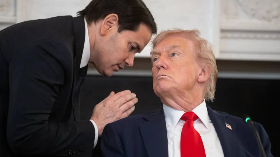 El secretario de Estado, Marco Rubio, dijo que Cuba ha sido una amenaza para la seguridad nacional durante años debido a sus vínculos con adversarios de Estados Unidos y que Trump está decidido a abordar el asunto.