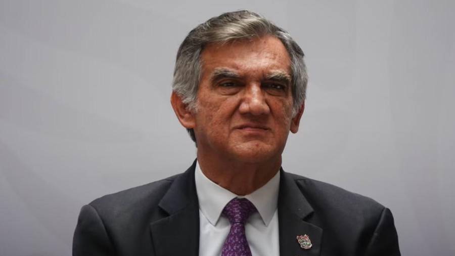 Villarreal forma parte de una investigación vinculada al denominado “huachicol fiscal” y a presuntas irregularidades relacionadas con procesos electorales pasados.