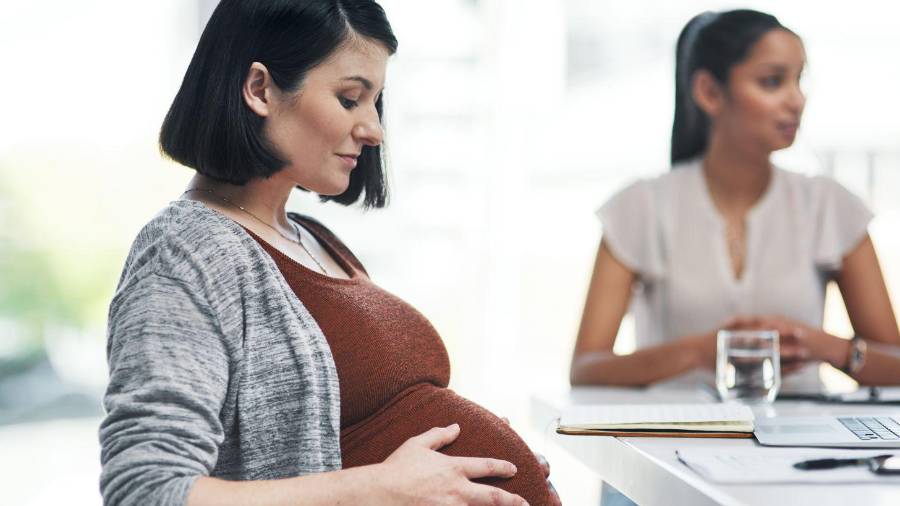La licencia de maternidad y el acceso a la seguridad social, son derechos básicos para las mujeres empleadas.