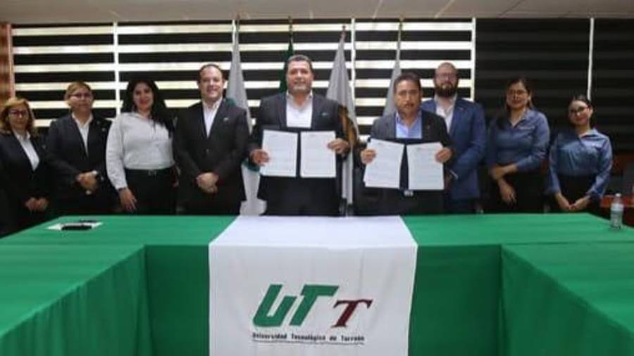 Representantes de la universidad y de Canacintra formalizaron un convenio de colaboración para ampliar las oportunidades de estadías profesionales y fortalecer la vinculación entre la educación superior y el sector productivo.