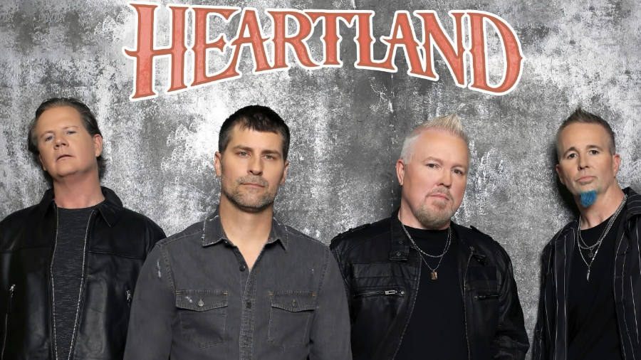 Heartland alcanzó la fama internacional con I Loved Her First, canción que se convirtió en un clásico para el baile entre padres e hijas en las bodas.