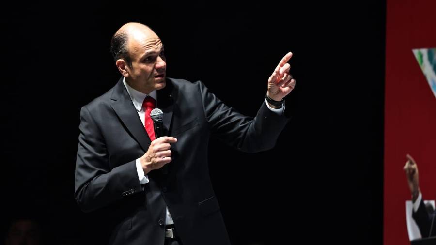 Jericó Abramo destacó que ha presentado 60 iniciativas de ley como diputado federal.