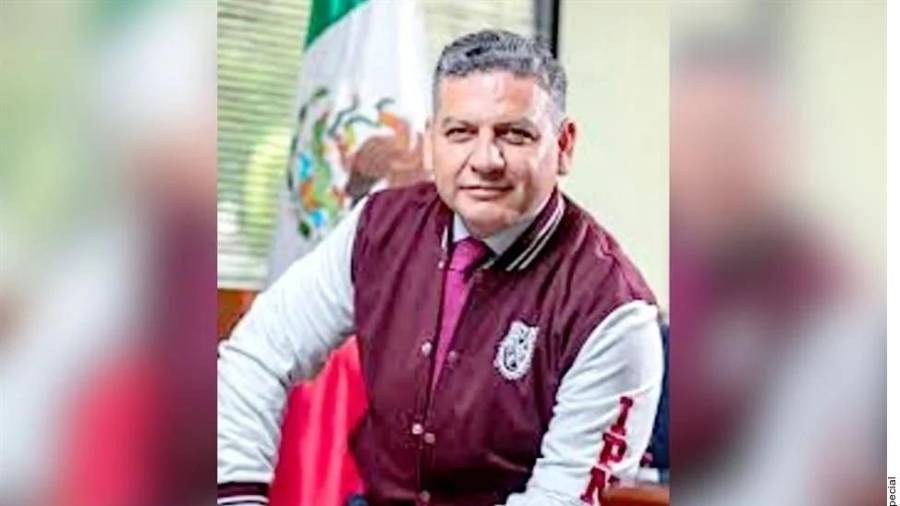 En su amparo, el funcionario solicita a un juez federal suspender el bloqueo de su cuenta bancaria.