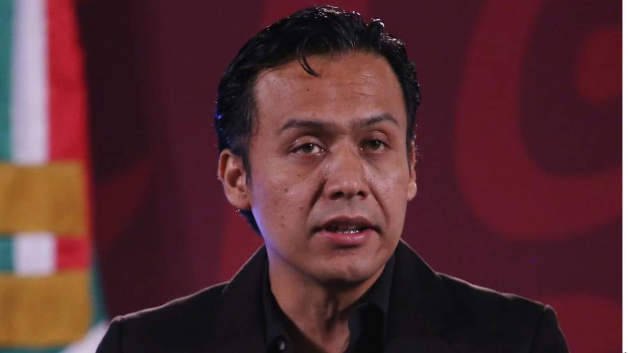 El denunciante asegura que en diversos casos “mandaron a la Policía a sacar a la gente de sus espacios de trabajo, o acordonaron el lugar y les quitaron las computadoras”.