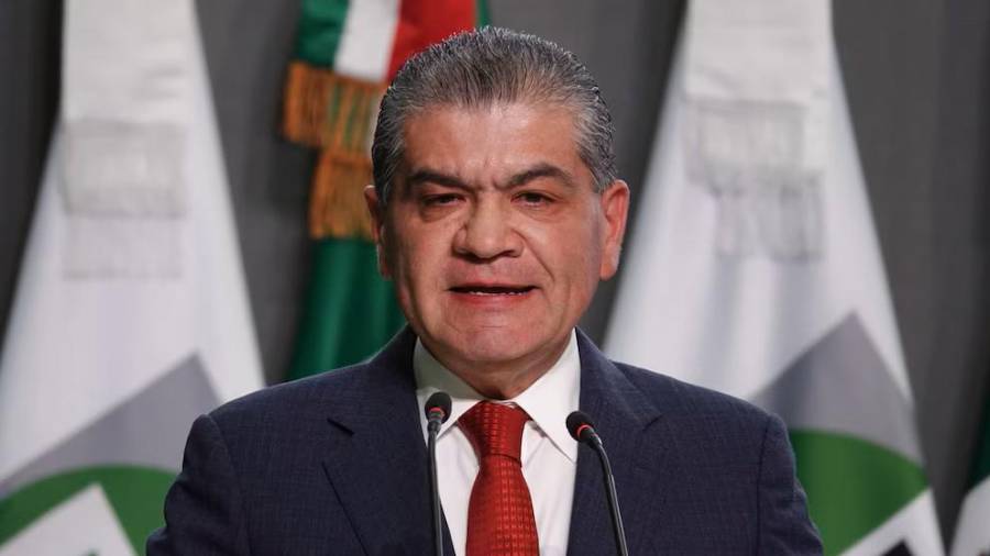 El alcalde Miguel Ángel Riquelme Solís consideró que el crecimiento de la conectividad aérea representa una ventaja competitiva para Torreón.