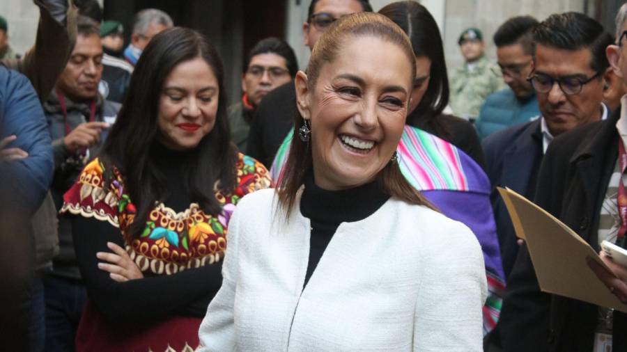La Presidenta se pronunció sobre la polémica generada por la propuesta de nombrar ‘Manuel Bartlett’ al nuevo Libramiento Norte de Puebla.