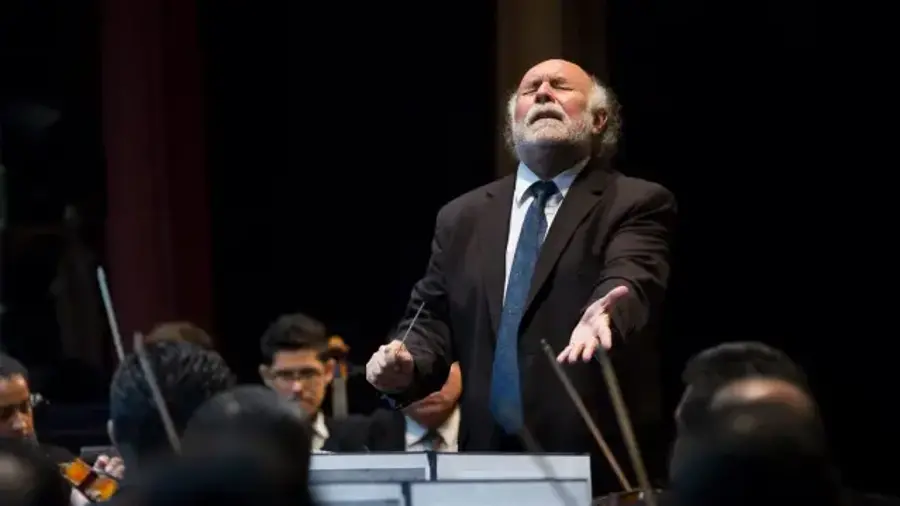 El sencillo señor Cáceres