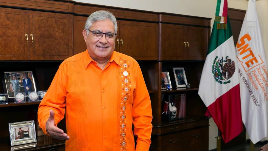 Alfonso Cepeda Salas, dirigente nacional del SNTE, afirmó en Saltillo que la reforma al sistema de pensiones del ISSSTE requiere un análisis financiero profundo y descartó que pueda concretarse antes del Mundial de Futbol.