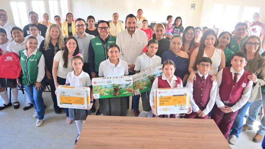 Material Lego Education fue entregado a escuelas vinculadas con la Fundación Distribuidores Nissan de Monclova. La iniciativa busca fortalecer la creatividad y el pensamiento lógico de niñas y niños.