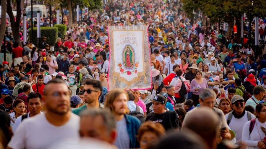 En México, el 12 de diciembre es una fecha significativa debido a la celebración de la Virgen de Guadalupe, una tradición profundamente arraigada en la cultura nacional.