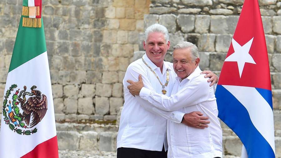Ceremonia de Condecoración de la Orden Mexicana del Águila Azteca al presidente de la República de Cuba, Miguel Díaz-Canel Bermúdez por parte del presidente Andrés Manuel López Obrador.